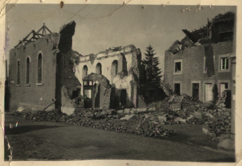 Marechal_1940_Eglise_Sarolay